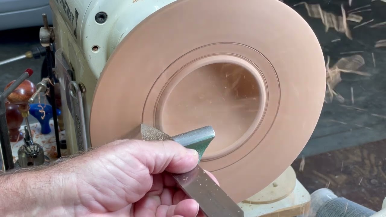 Carving and texturing woodturnings