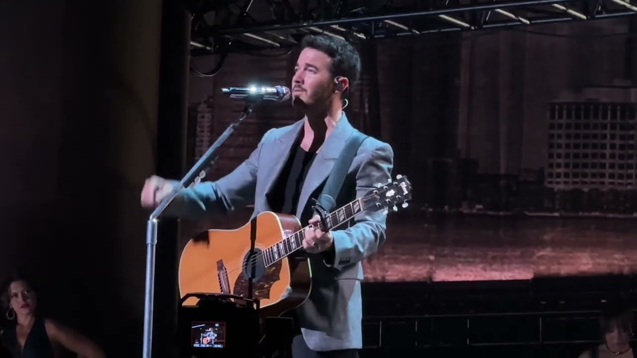 Kevin Jonas “Changing” Solo Los Angeles Performance 
