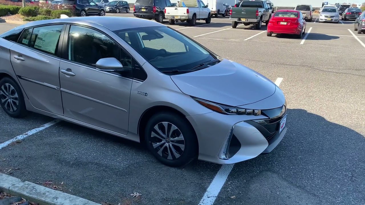 2022 Toyota Prius Prime LE