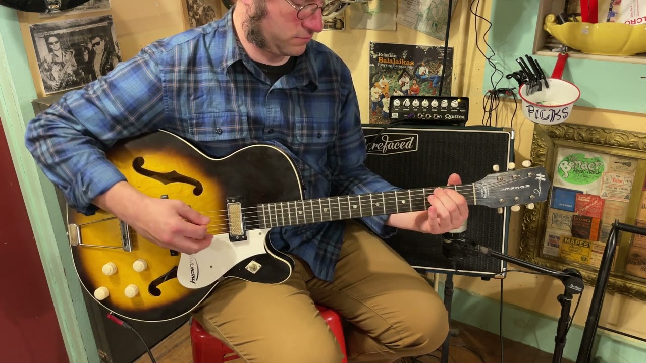 1962 Harmony Rocket hollowbody electric guitar