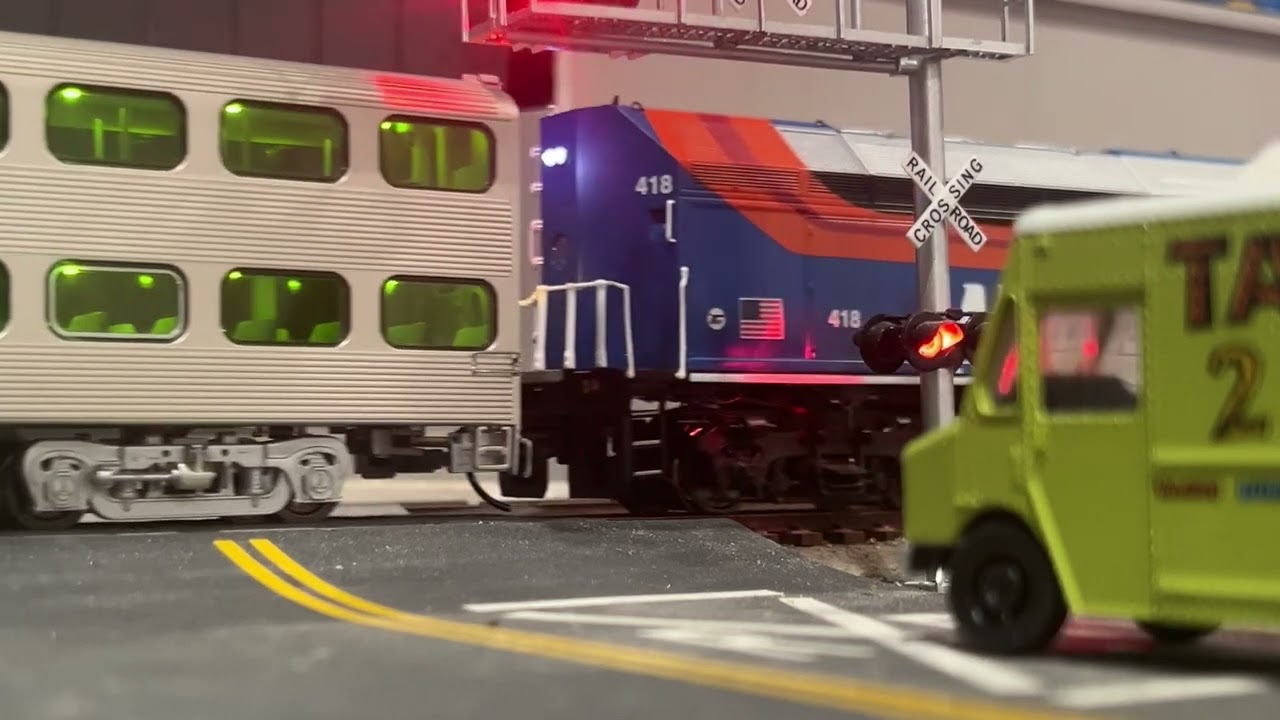 New Atlas Metra mp36, cab car and trailers