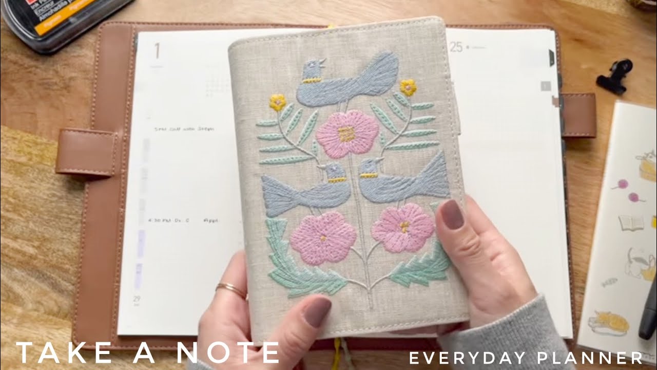 Plan with me in my 2023 A5 Take a Note Planner - Minimalist Weekly Planner Setup & Floral Doodles