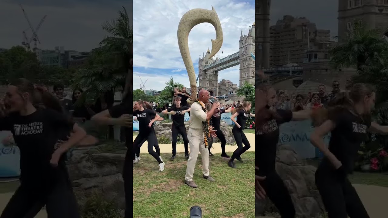 Dwayne Johnson Surprises Moana Performers! 🌊✨ @DisneyClubUK