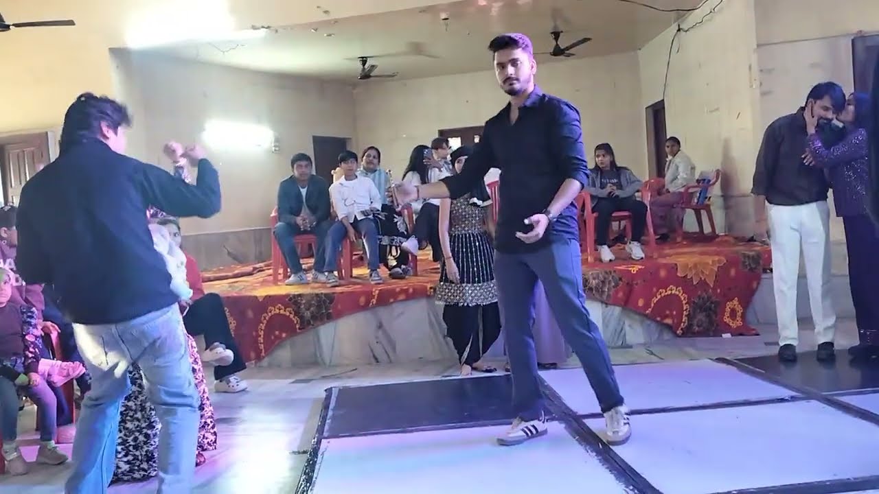 कौनसी जोड़ी ने किया बेस्ट डांस 💃 बताओ 😍😍 