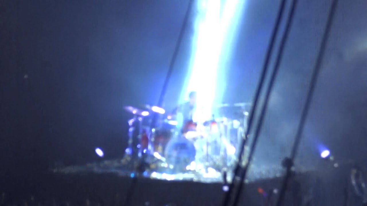 Барабанщик шоу Armin van Buuren intense