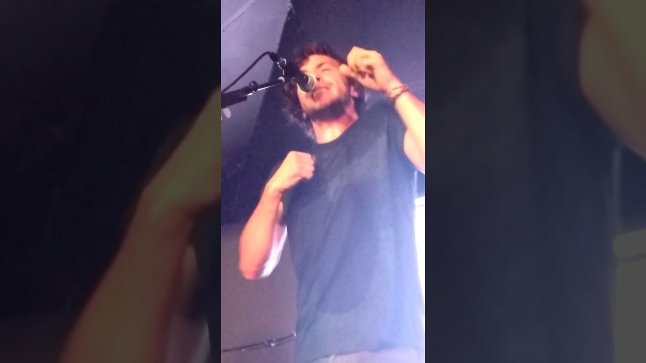 Jack Savoretti- SPECTACULAR performance of Breaking the Rules- Fibbers, York