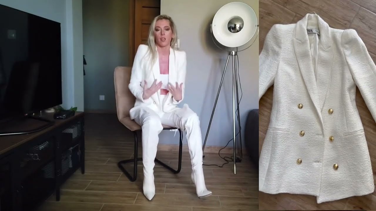 TOTAL LOOKS with WHITE BOOTS