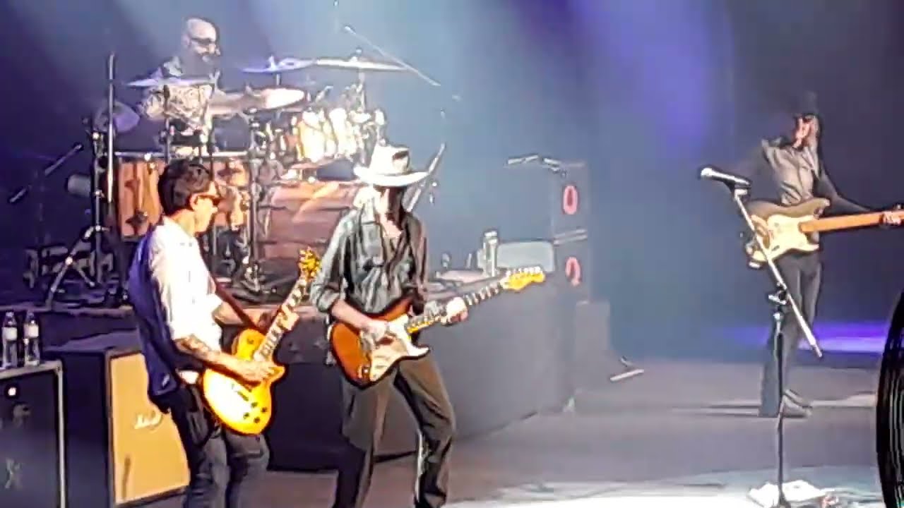 TODO UN PALO (Los redondos) en vivo en Obras por Skay Beilinson - 5/7/2025
