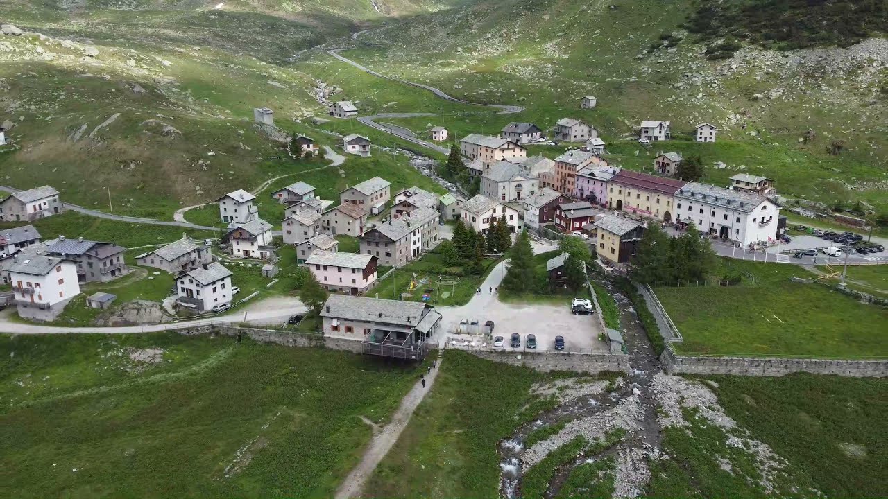 Montespluga e gola del Cardinello