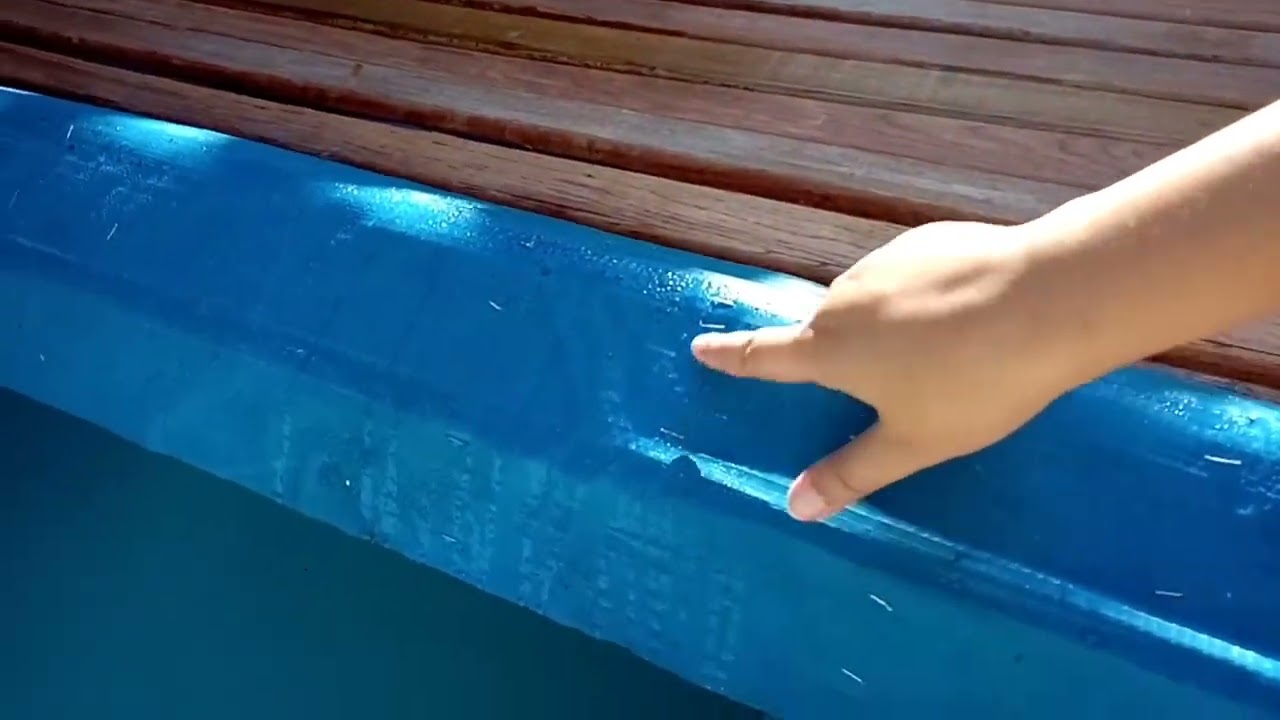 Capa deck de piscina - Resenha