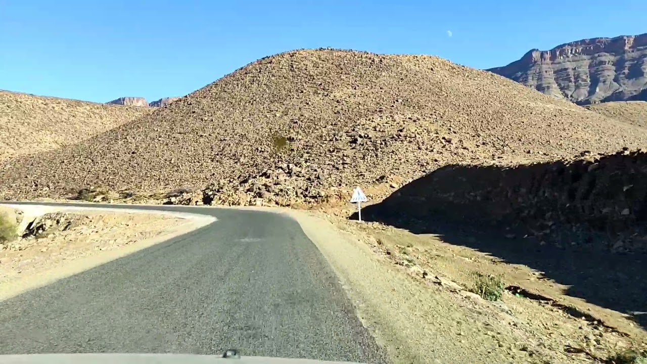 واحات زاكورة كنز طبيعي مهدد بالزوال.