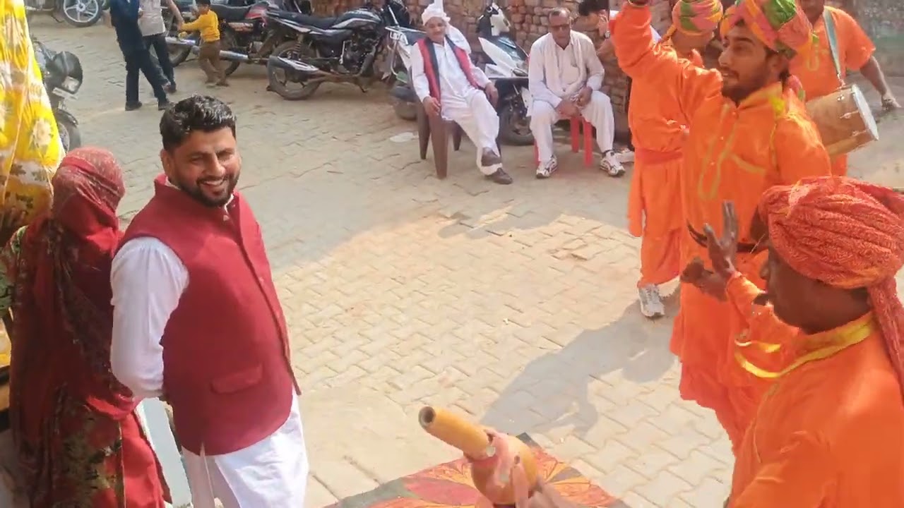 नए जमाने की शादी में पुराना जमाने वाला ढोल #dhol #shadi #trending
