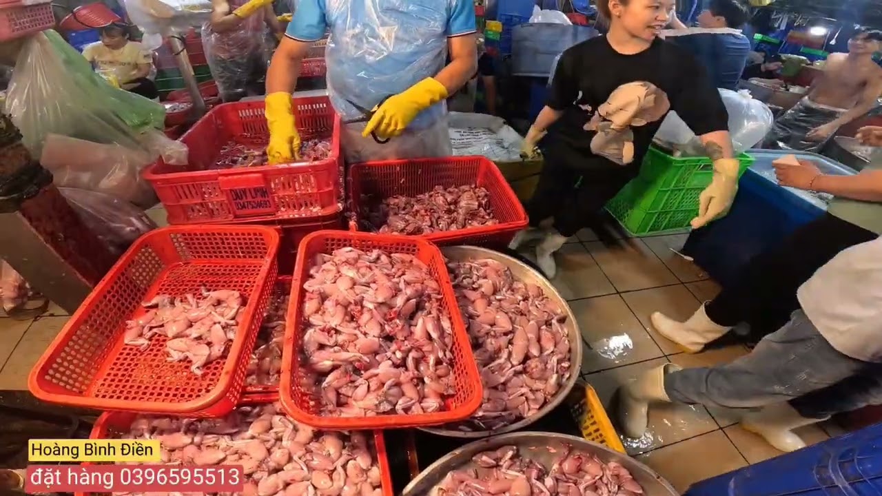 Chợ thứ 7 nhiều đồ ngon. Chanh thủ đi sớm. 14/3. Tại chợ Bình Điền 