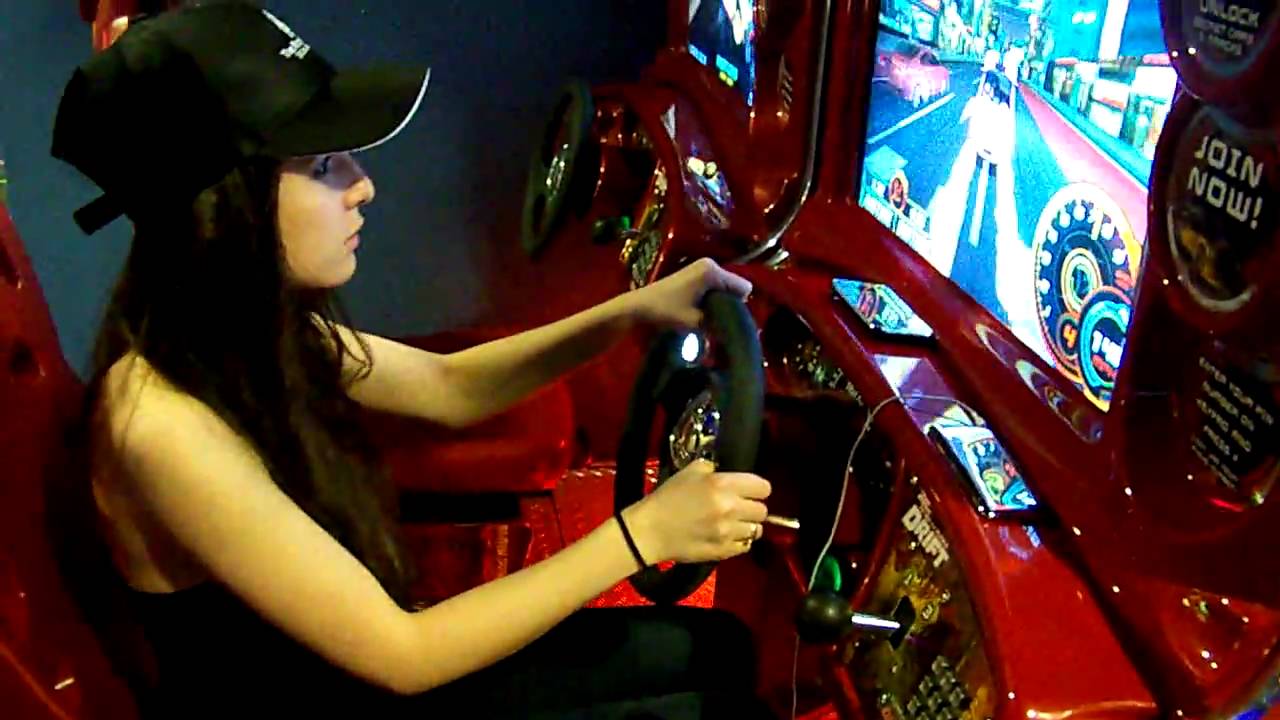 Tiffany Giardina @ an Arcade