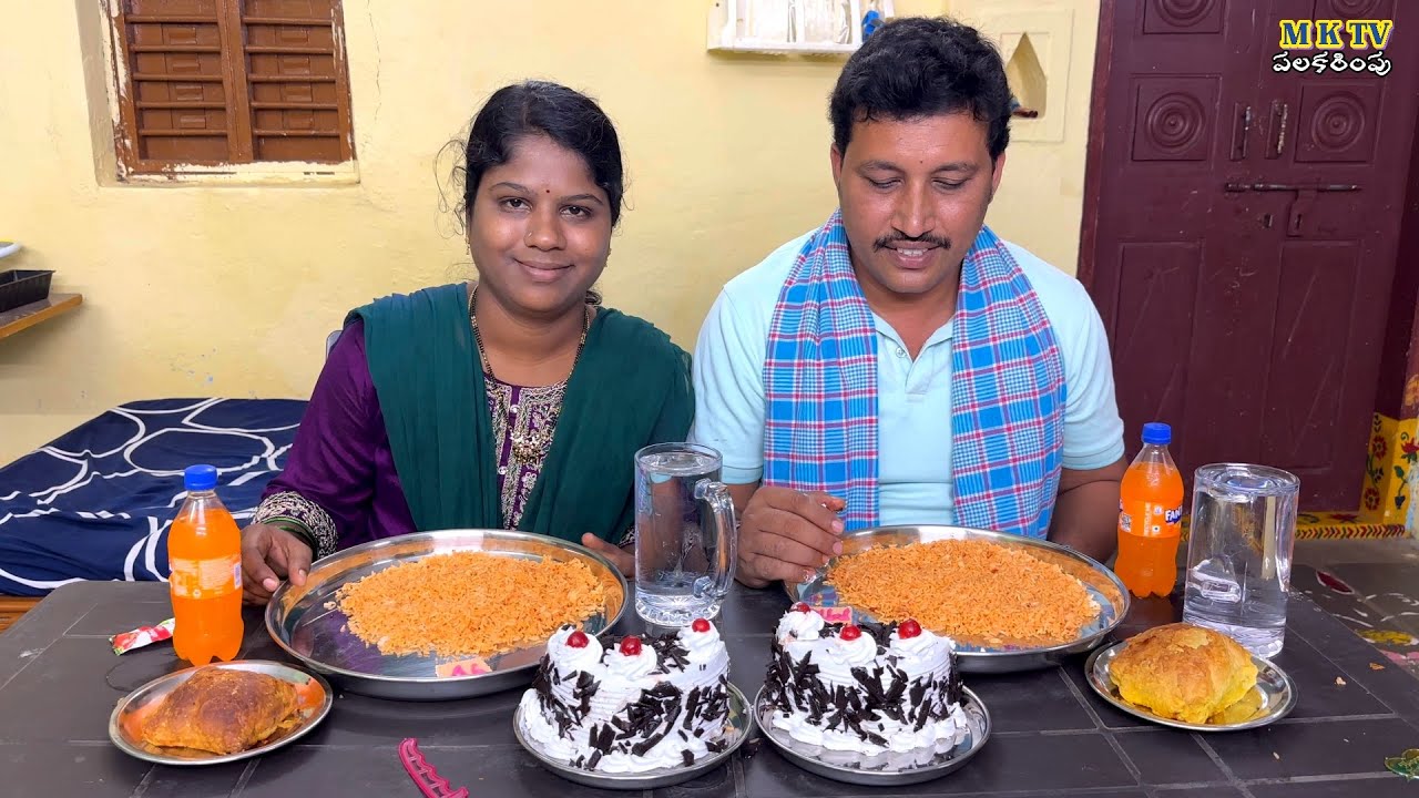 Cool Cake egg puff Pacchai annam తిండిపోటి #Eating Challenge#311 || Thindi Poti#MKTV పలకరింపు