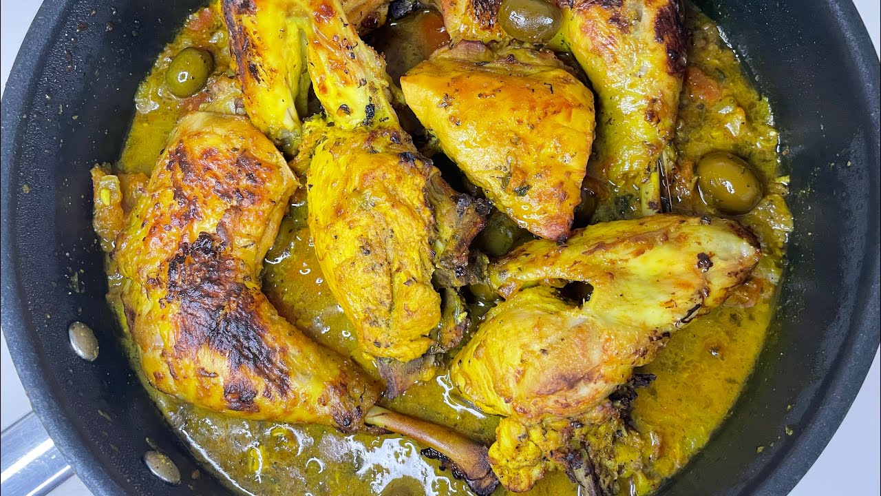 Poulet cuisiné aux épices et aux olives , sauce citronné , très facile à faire et délicieux !!