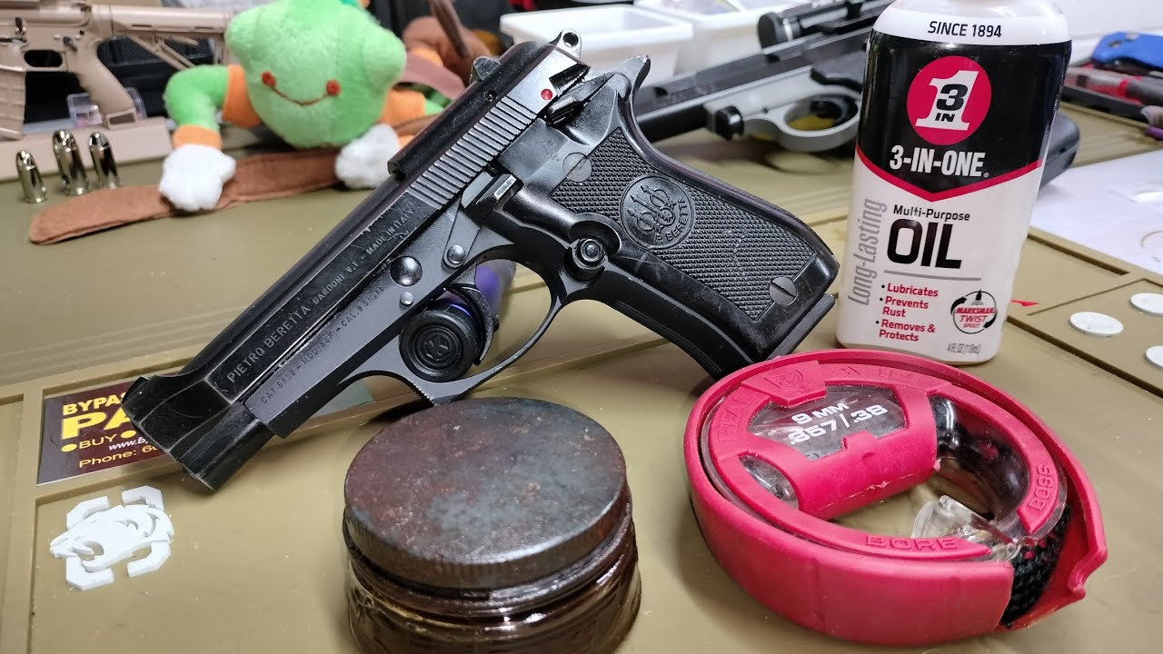 Чистка и смазка Beretta 84f Cheetah *никаких модификаций в это оружие не вносилось*