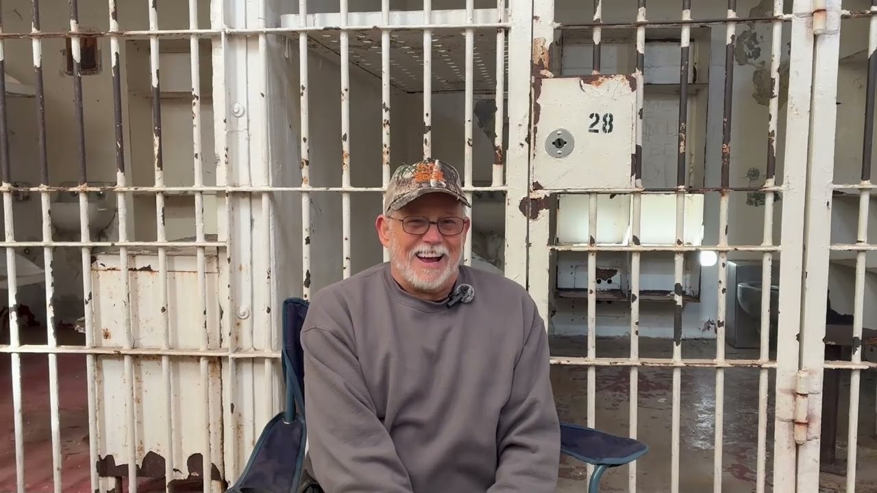Brushy Mountain Prison Guard - Randy