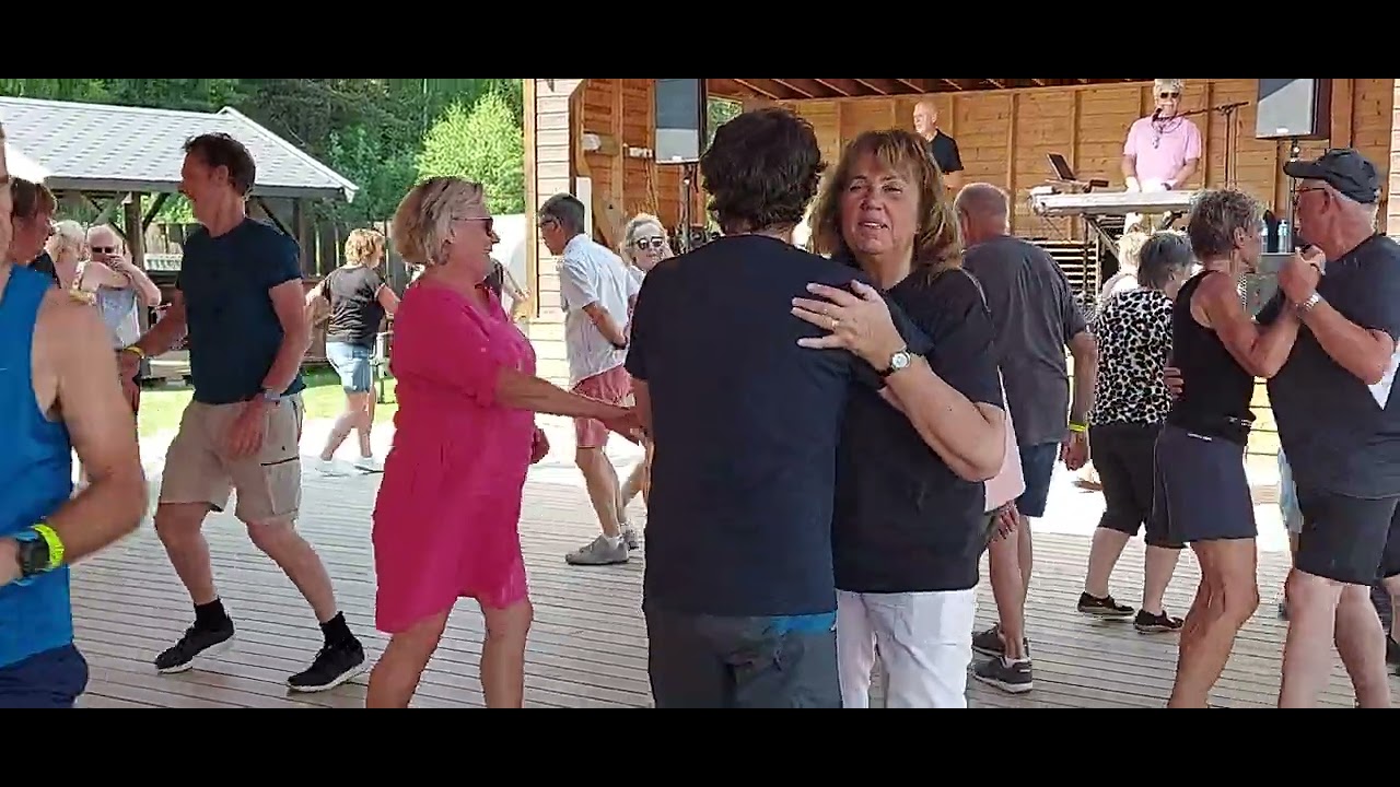 Lilla vackra Anna med Gutta fra Scandinavia, Steinar og Terje på Dokka camping 17.6.23 Dansnytt