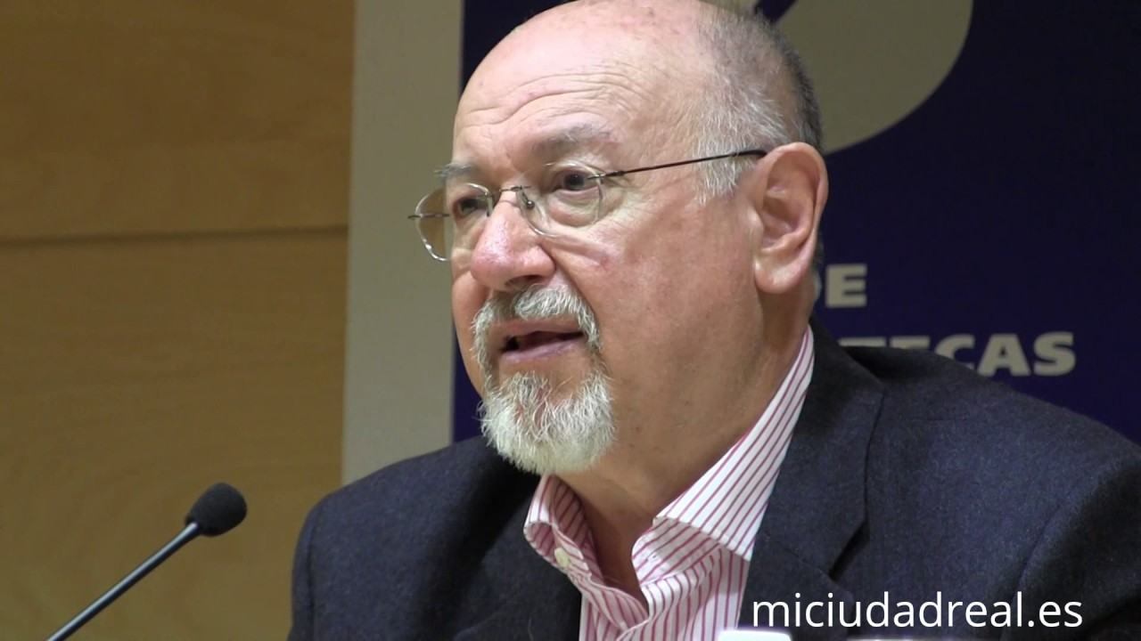 Charla sobre Cervantes y su época a cargo de Juan Eslava Galán