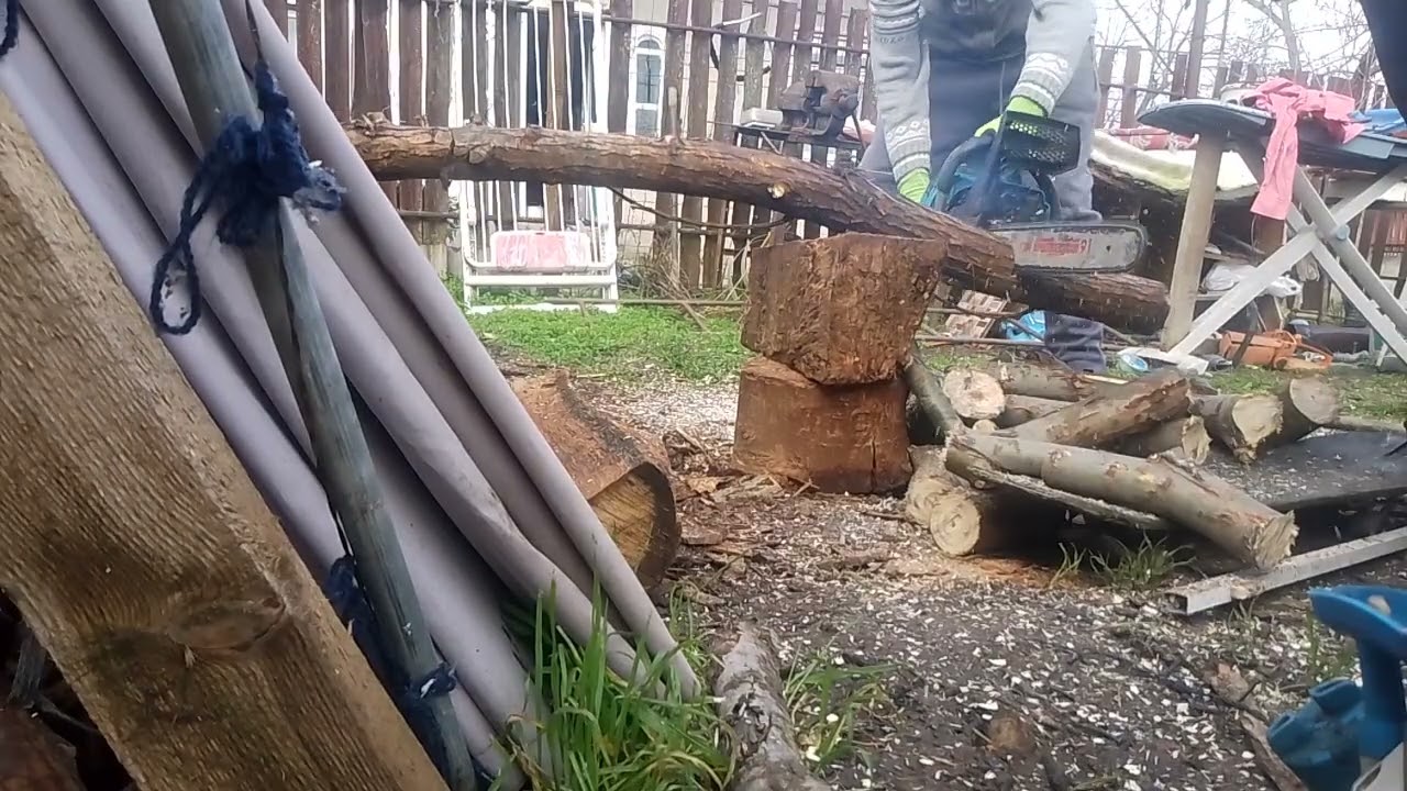 Am adus lemnele acas și le-am tăiat cu fermaxul (mihai și Mădălin)😎💪