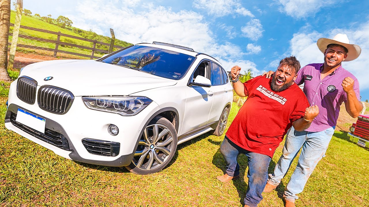 DEI UM CARRO DE LUXO PARA O REI DO GADO