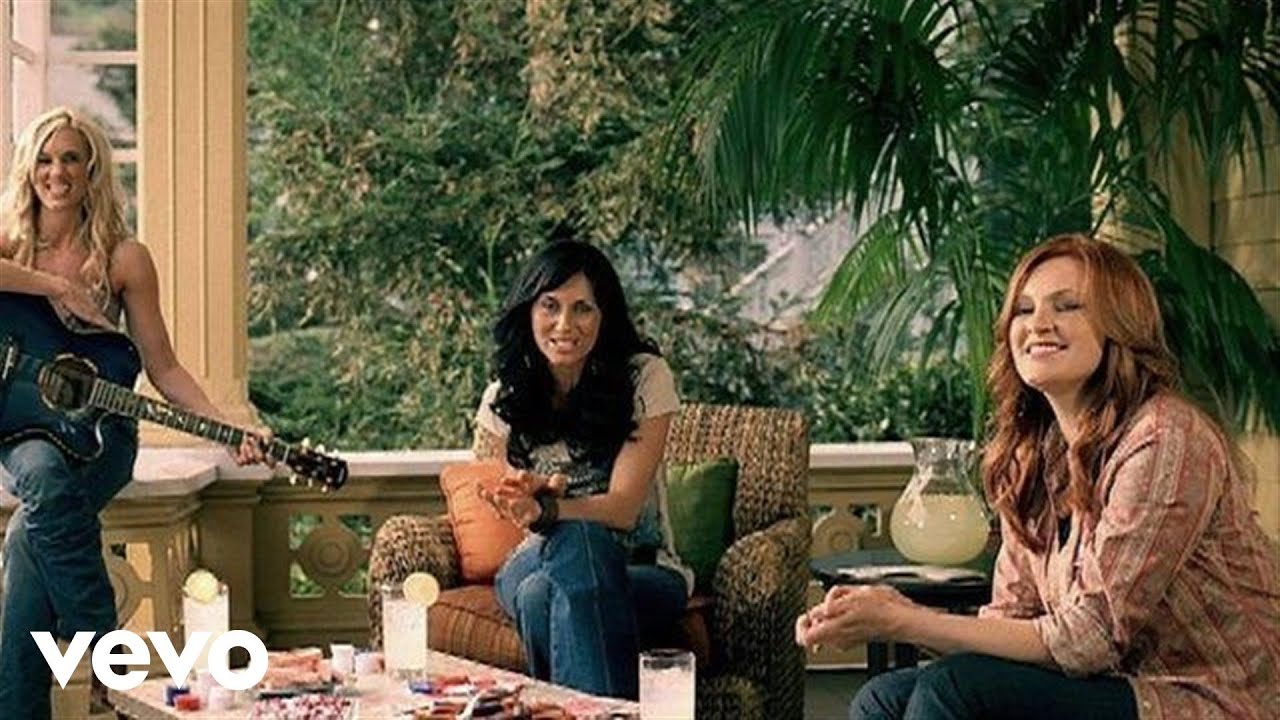 SHeDAISY - God Bless The American Housewife