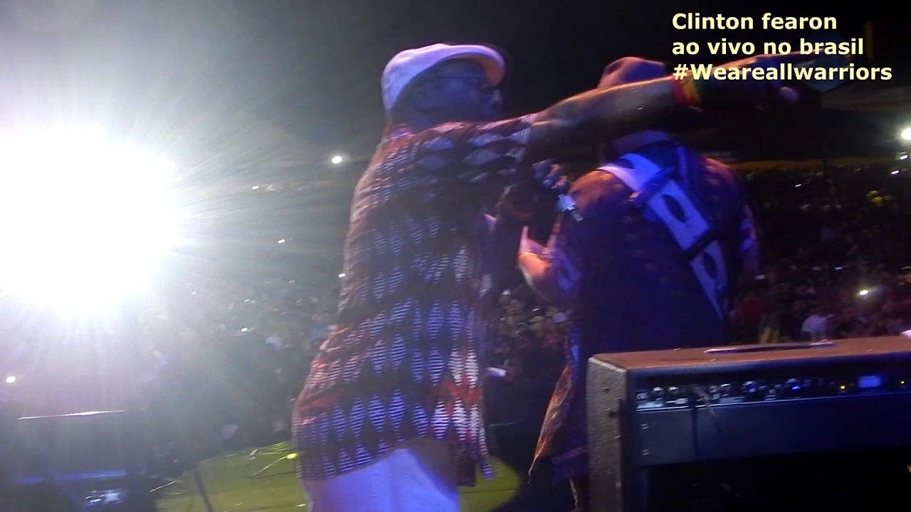 Clinton Fearon (On the other side) - ao vivo no brasil.