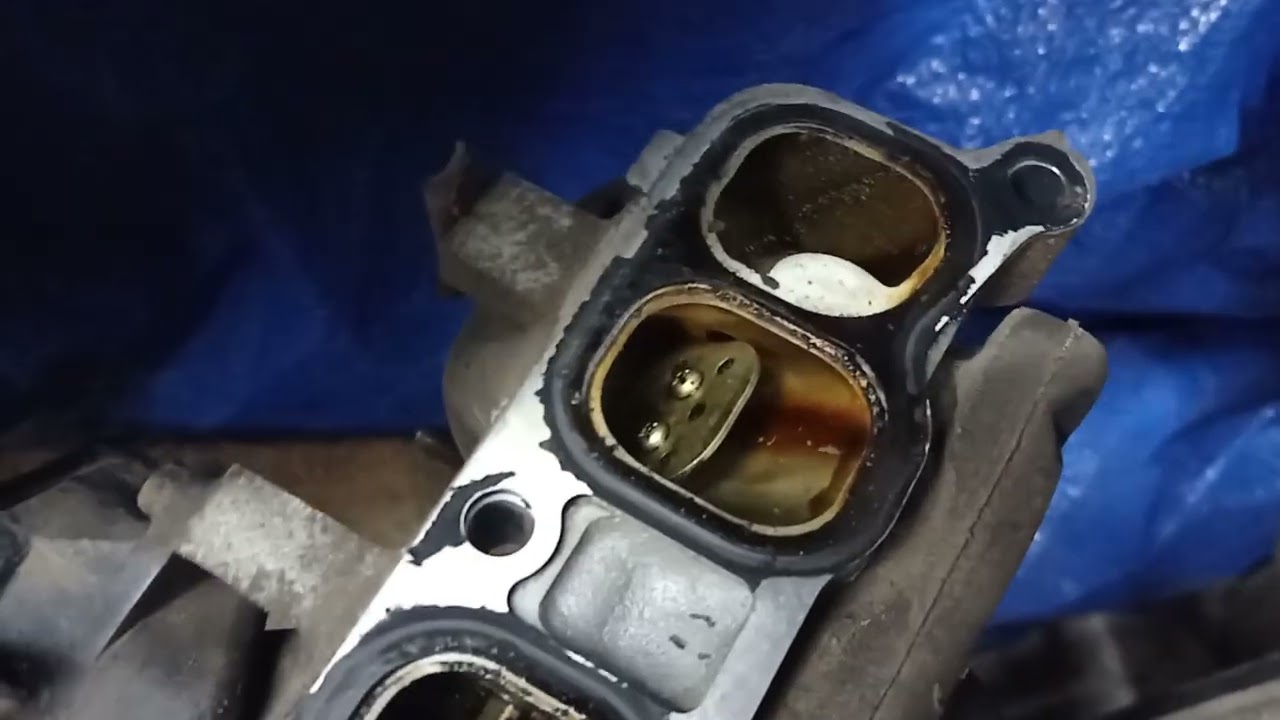 течь масла в районе турбины CX7 Mazda