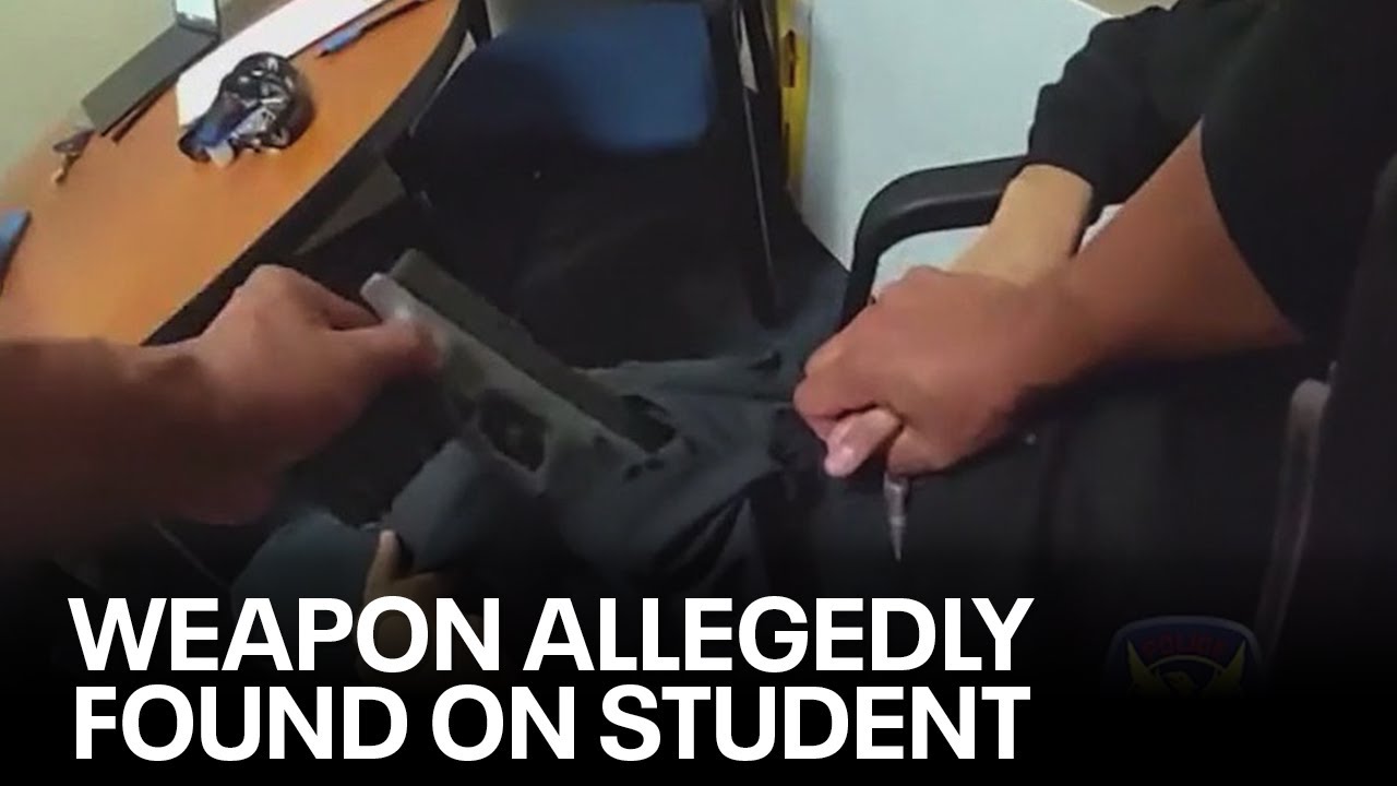 Phoenix student allegedly brings a gun to school