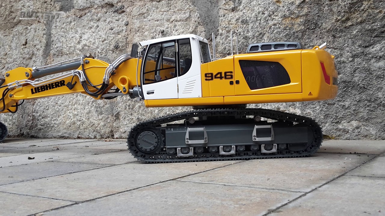 RAD & KETTE: Liebherr R946 von Premacon im Test