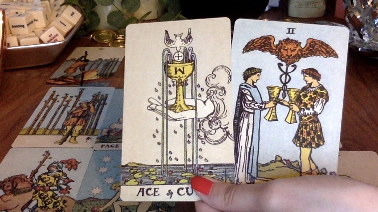 PISCES SOULMATE *THEY JUST CAN'T HOLD BACK NOW!* NOVEMBER 2020 😱 ❤️  Psychic Tarot Card Love Reading