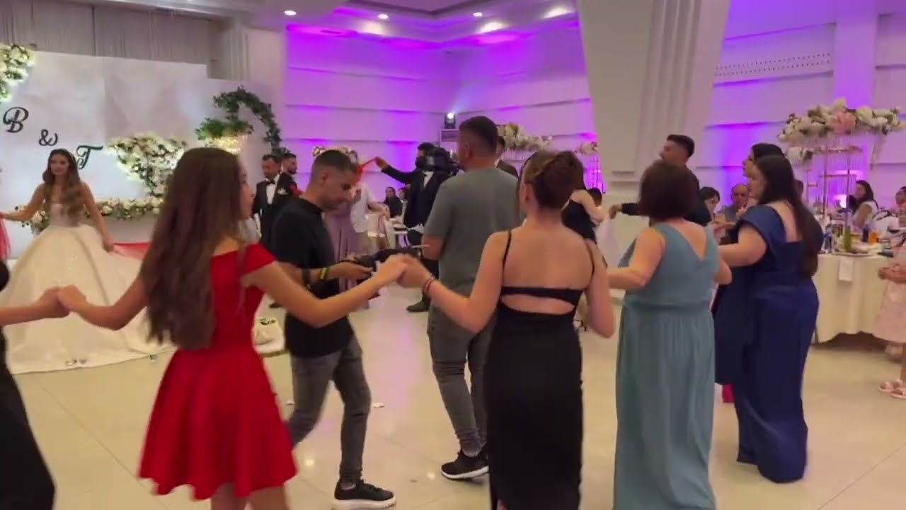 Agron Zhuga - Hopa moj Sy zeze LIVE