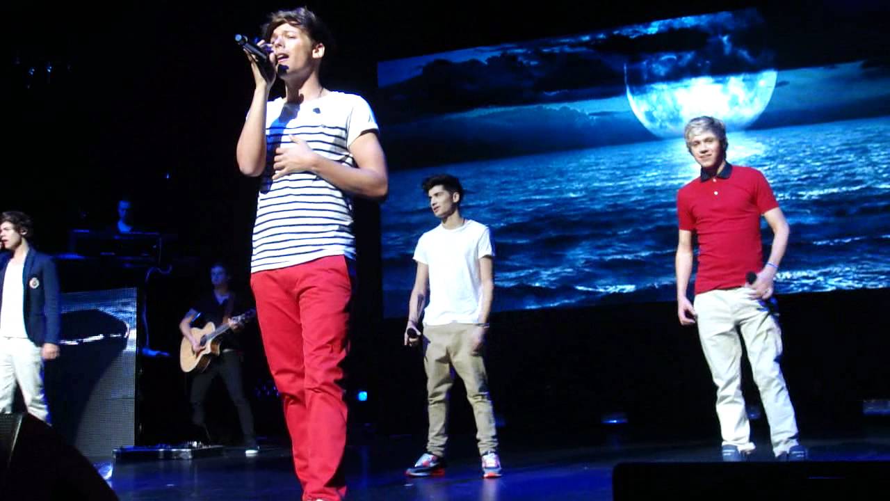Moments One Direction live in LA june 16 2012