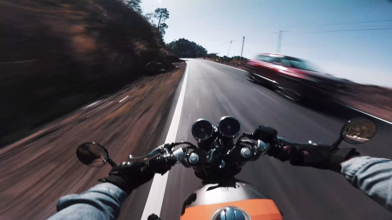 GT 650 PURE SOUND 🔊 | Exhaust Note in the Canyons