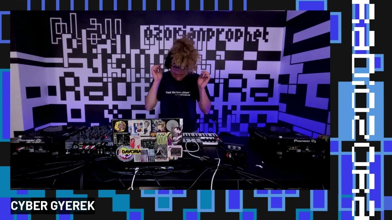 CYBER GYEREK | Studio Session
