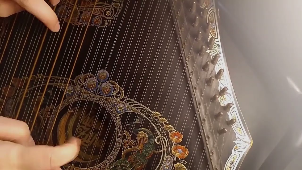 Zither Playing
