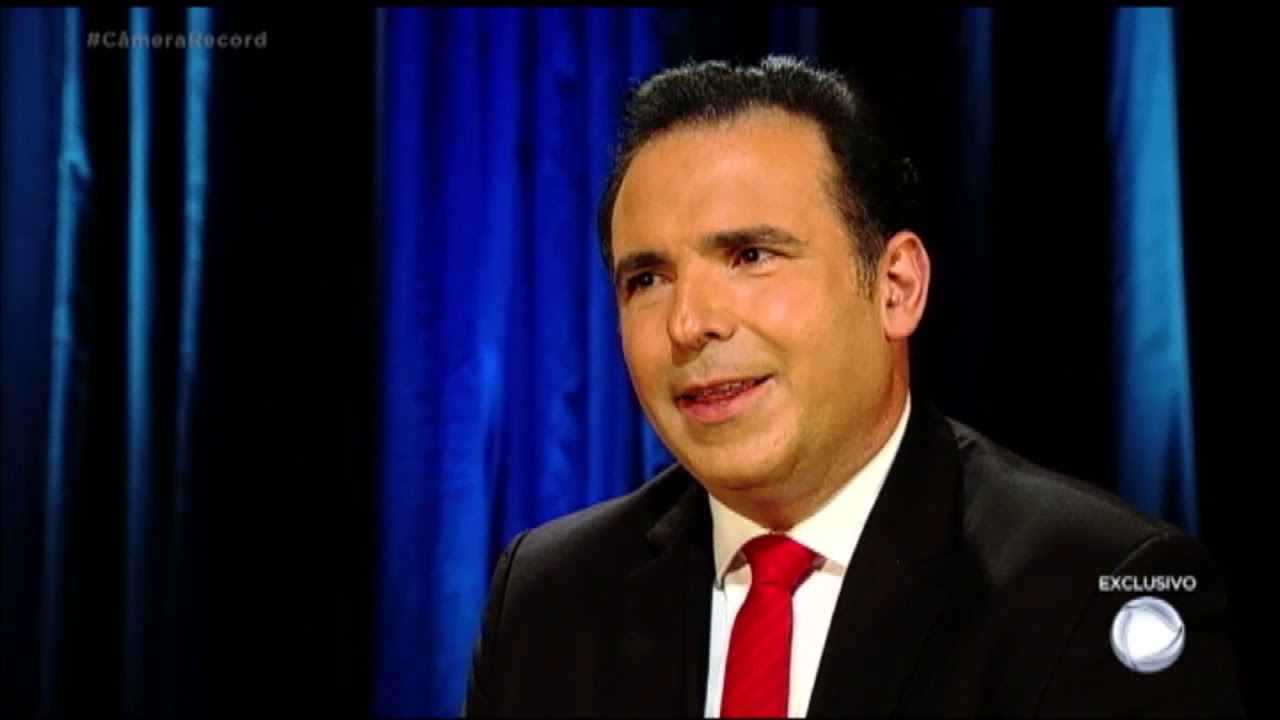 Sequestro de Eloá se torna o principal assunto do Brasil