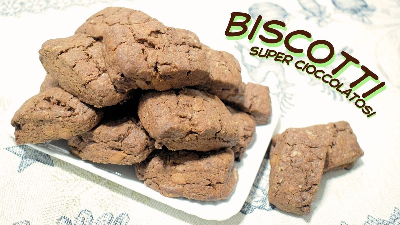 Biscotti Cioccolatosi Fatti in Casa 🍪 Croccanti Fuori e Morbidi Dentro