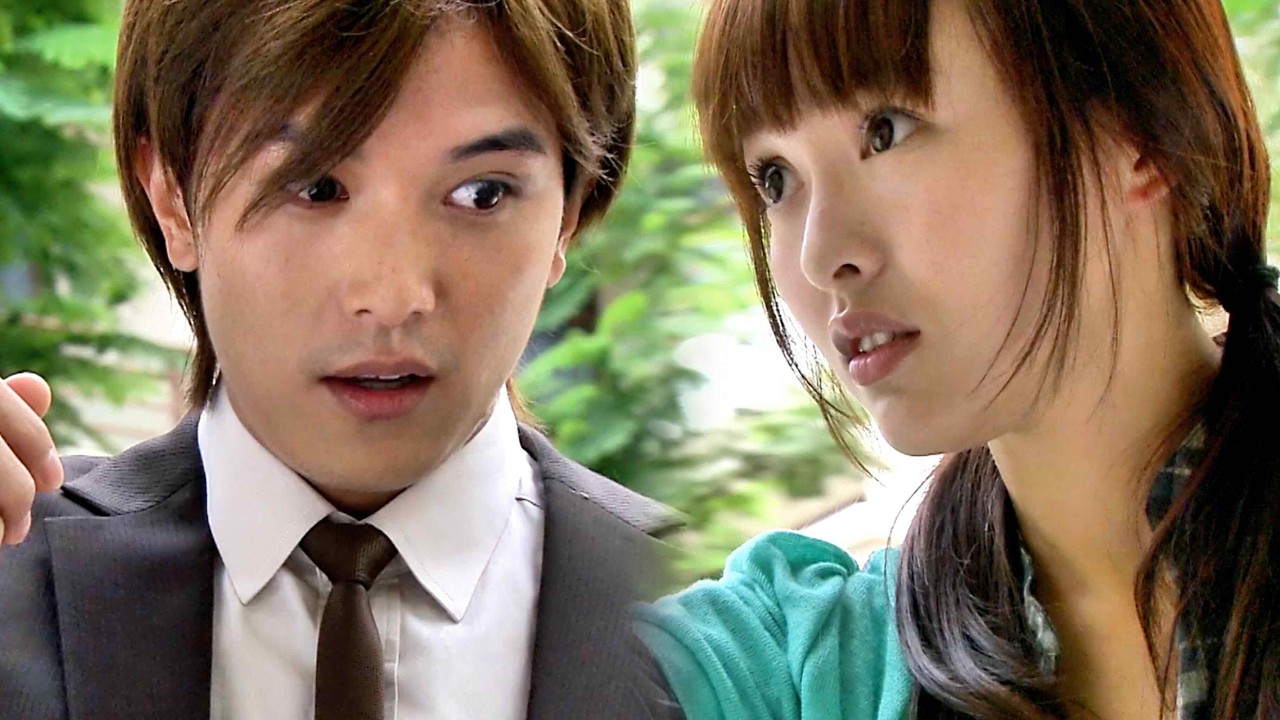 灰姑娘捉姦現場誤撞禁慾總裁，她揮拳打渣男的樣子，竟讓他一眼淪陷！😍#夏家三千金 #唐嫣 #邱澤