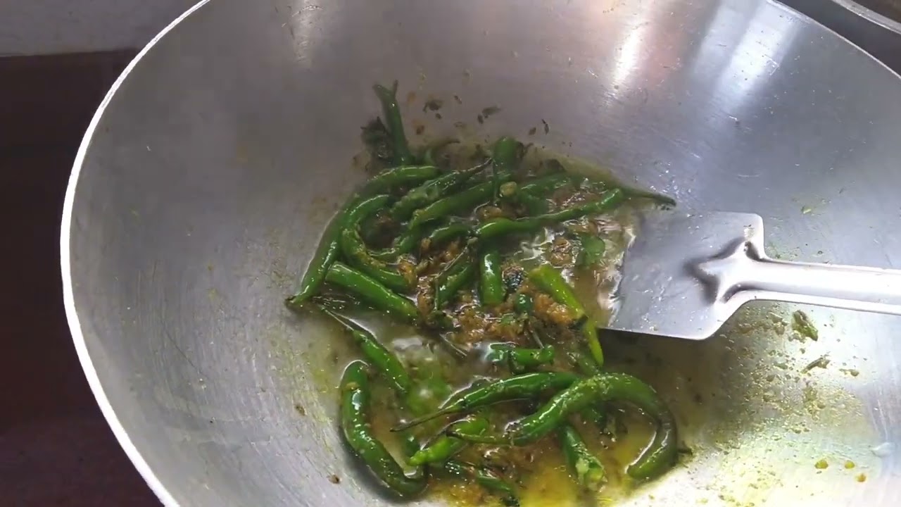 Recipe#कारलं करायची नवीन पद्धत #लिंबू मिरची कारलं अशा पद्धतीमध्ये पण करून पहा कसलकडू लागणार नाही #