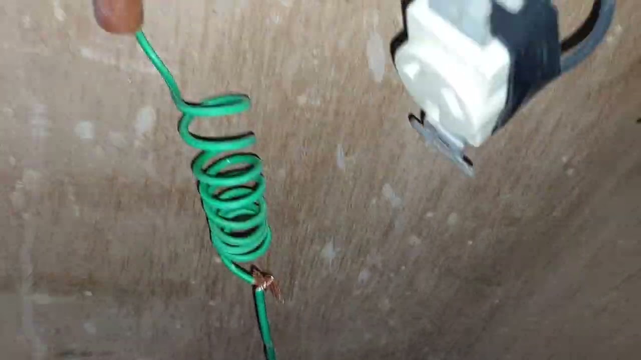 Porqué El PROBADOR de FASE ó LINEA, detecta ENERGÍA, en el NEUTRO y TIERRA FÍSICA...