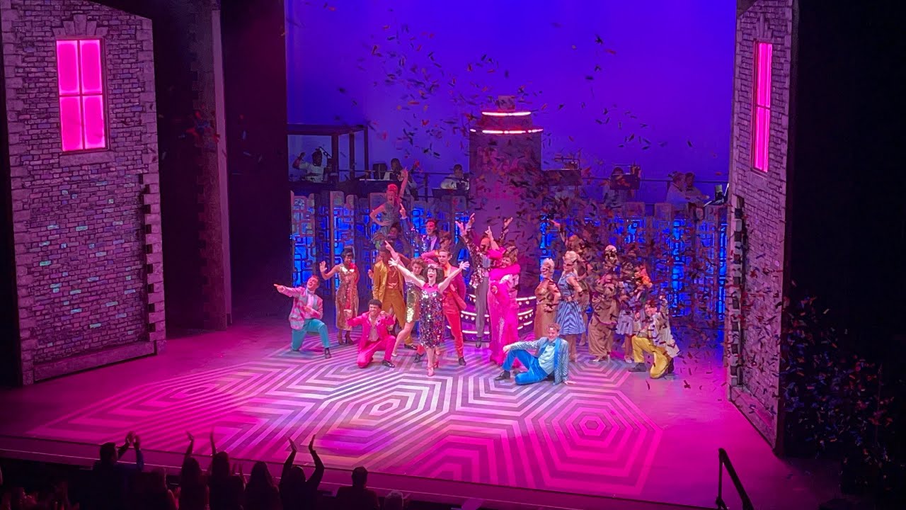 Hairspray Bows at Milton Keynes