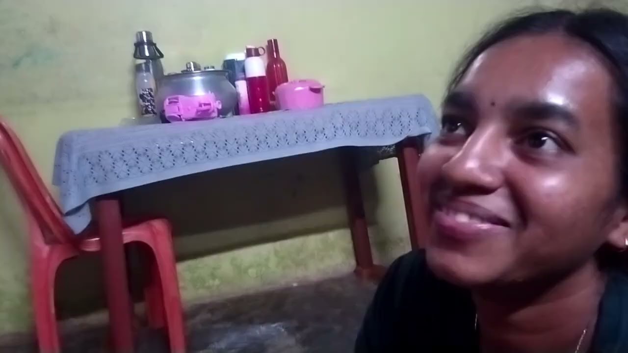 Toh ajj Ghar meii pakh raha hai ?? 