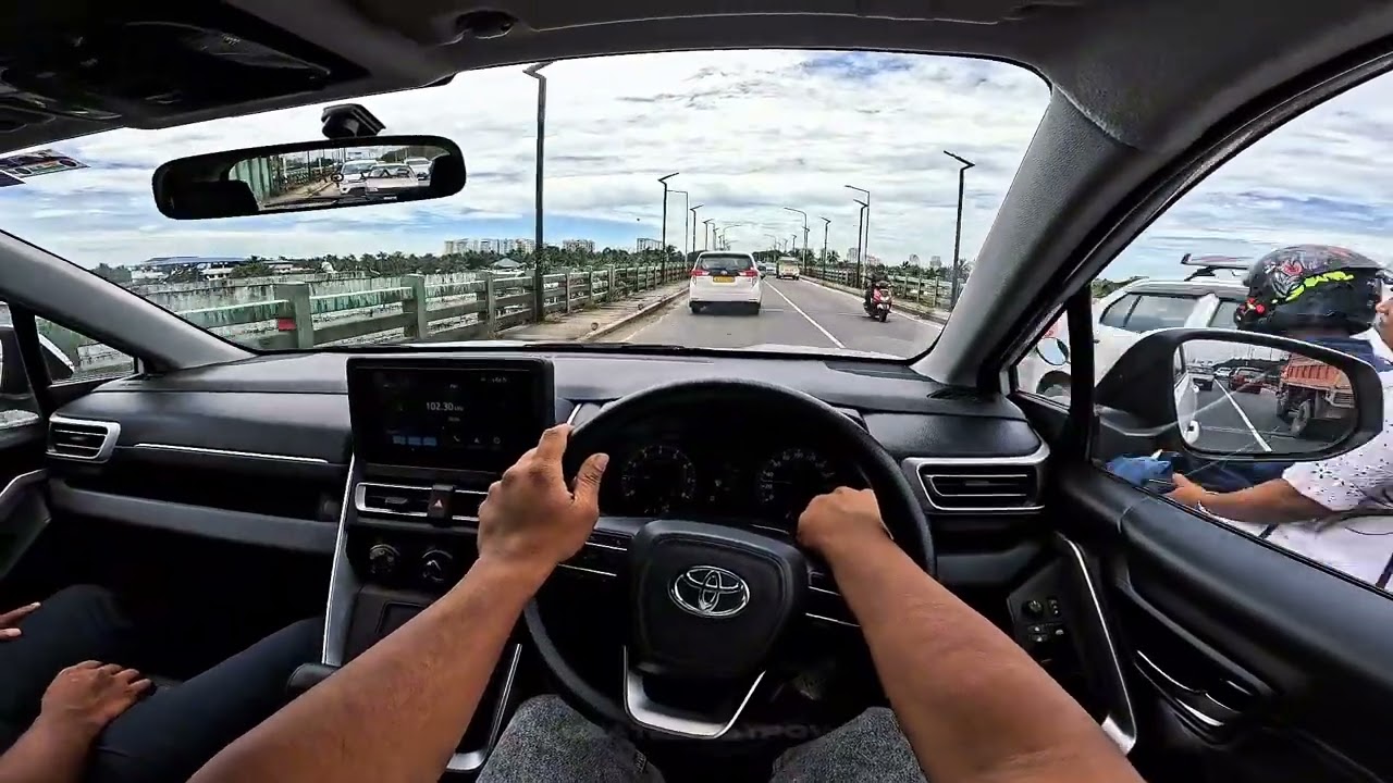 2025 Toyota Innova | HYCROSS | GX AT 7S | 2.0L 174PS | POV DRIVE |
