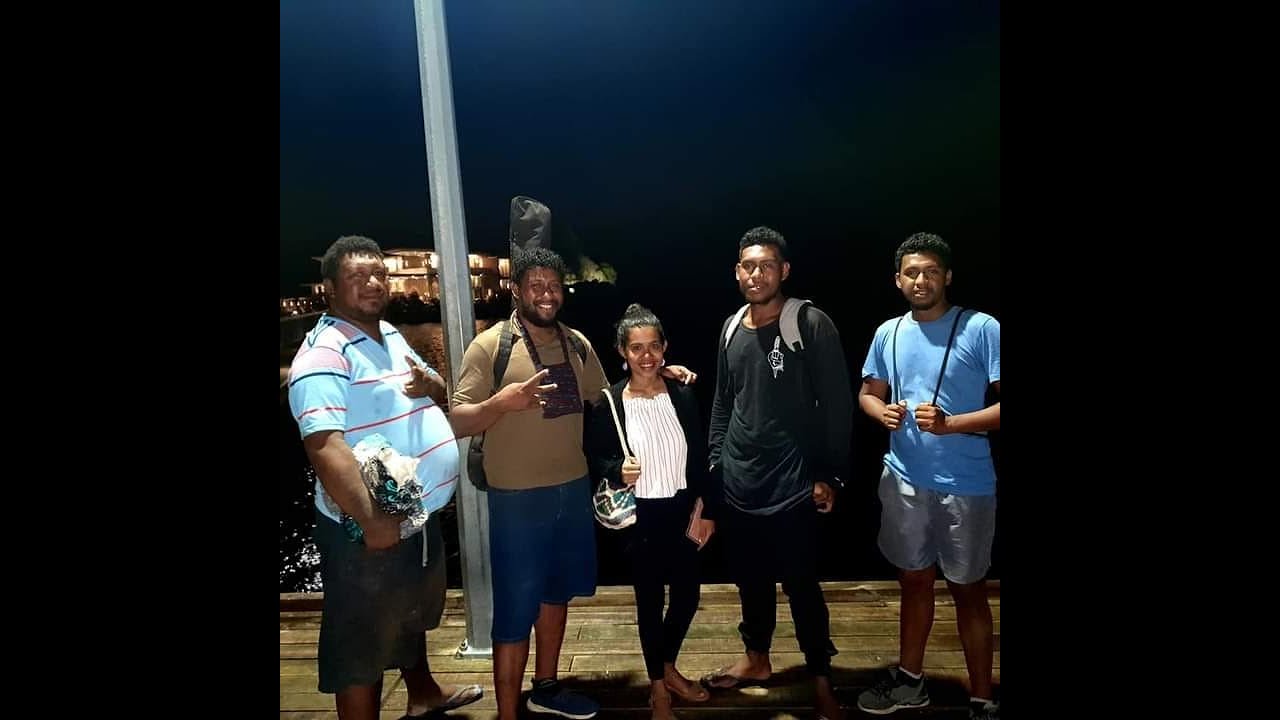 Bisini Bisini (Malagana Tah)