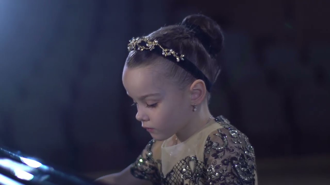 Агафья Корзун, 6 лет, Музыкальная табакерка, А.К. Лядов