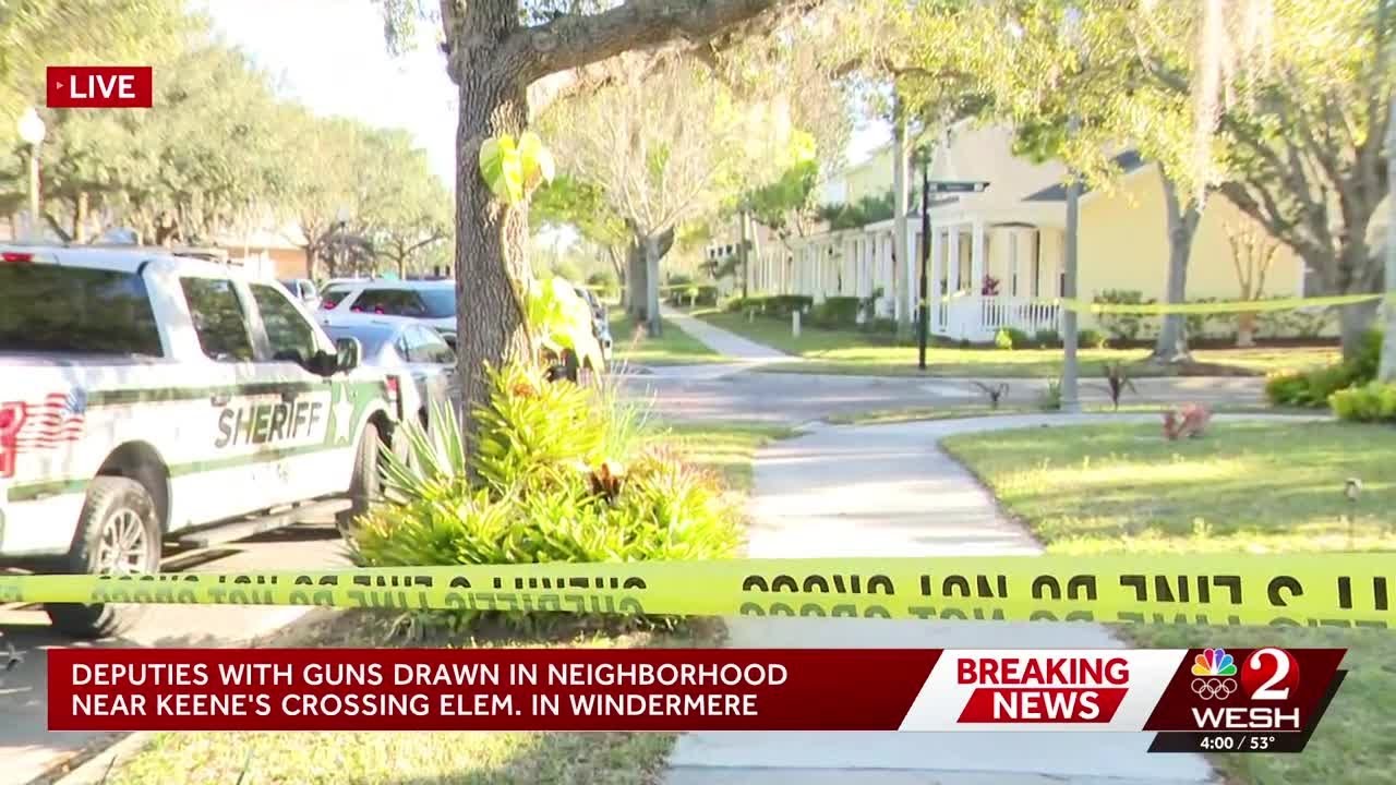 Deputies have guns drawn in Windermere neighborhood