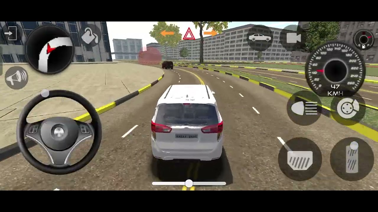 Toyota Innova Toyota Innova white very good racing car experience 🤗♥️ 🤗♥️