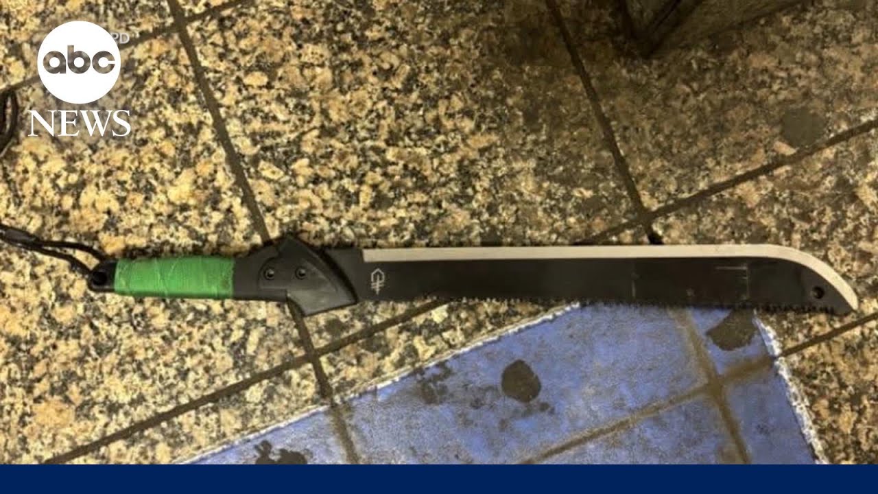 На вокзале Гранд-Сентрал застрелен подозреваемый в нападении с применением холодного оружия.